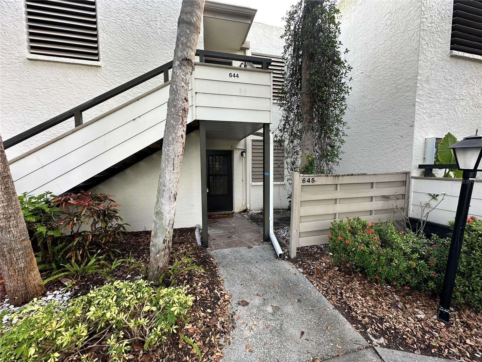 645 Woodlawn Drive Bradenton FL 34210 A4681548 image1