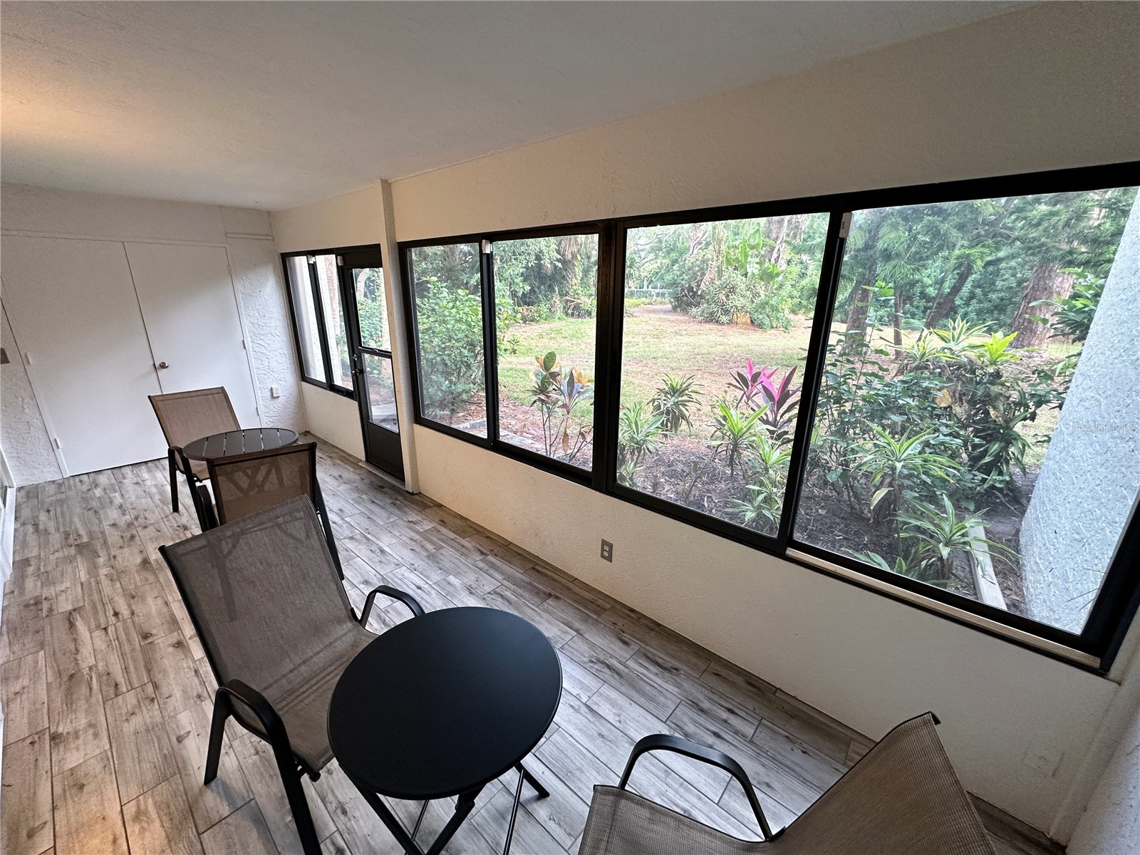 645 Woodlawn Drive Bradenton FL 34210 A4681548 image10