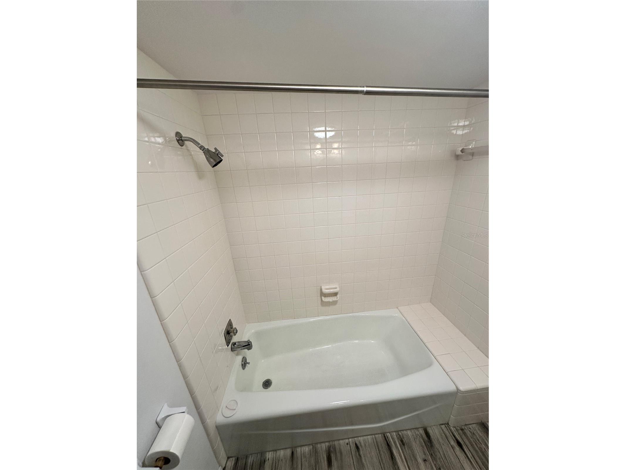 645 Woodlawn Drive Bradenton FL 34210 A4681548 image18