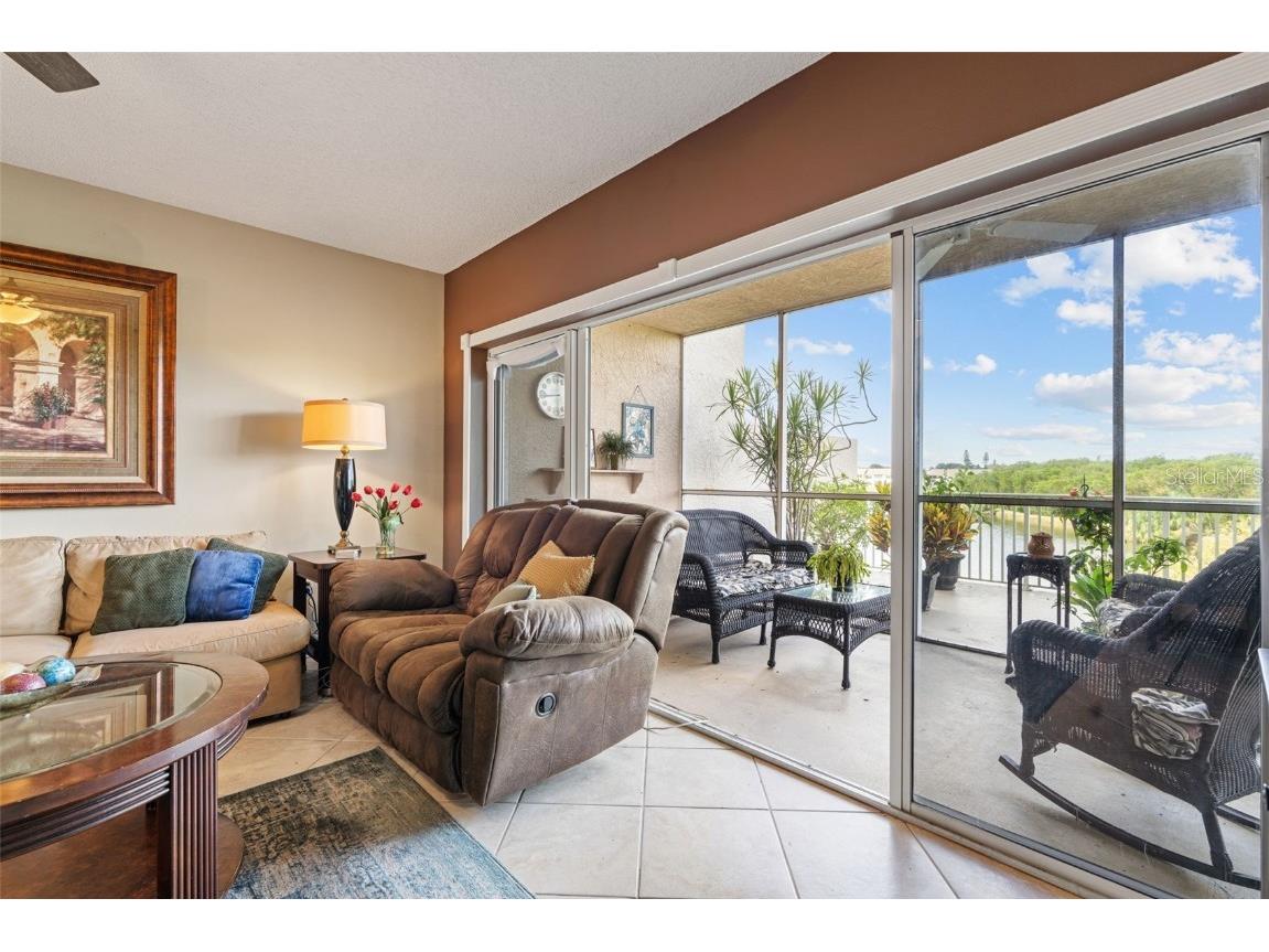 6450 Shoreline Drive #9105 Saint Petersburg FL 33708 - LONG BAYOU TB8311731 image4