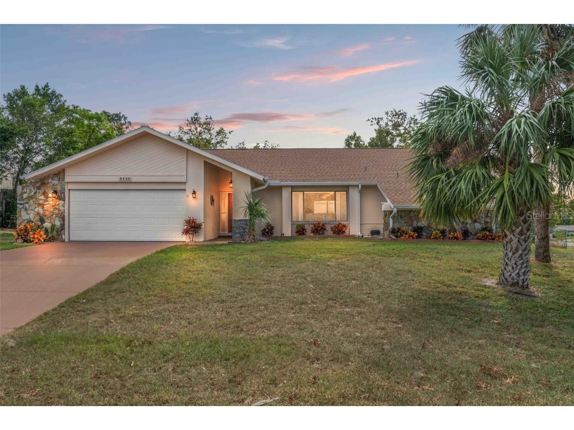 6450 Trade Court Spring Hill FL 34606 W7869710 image1