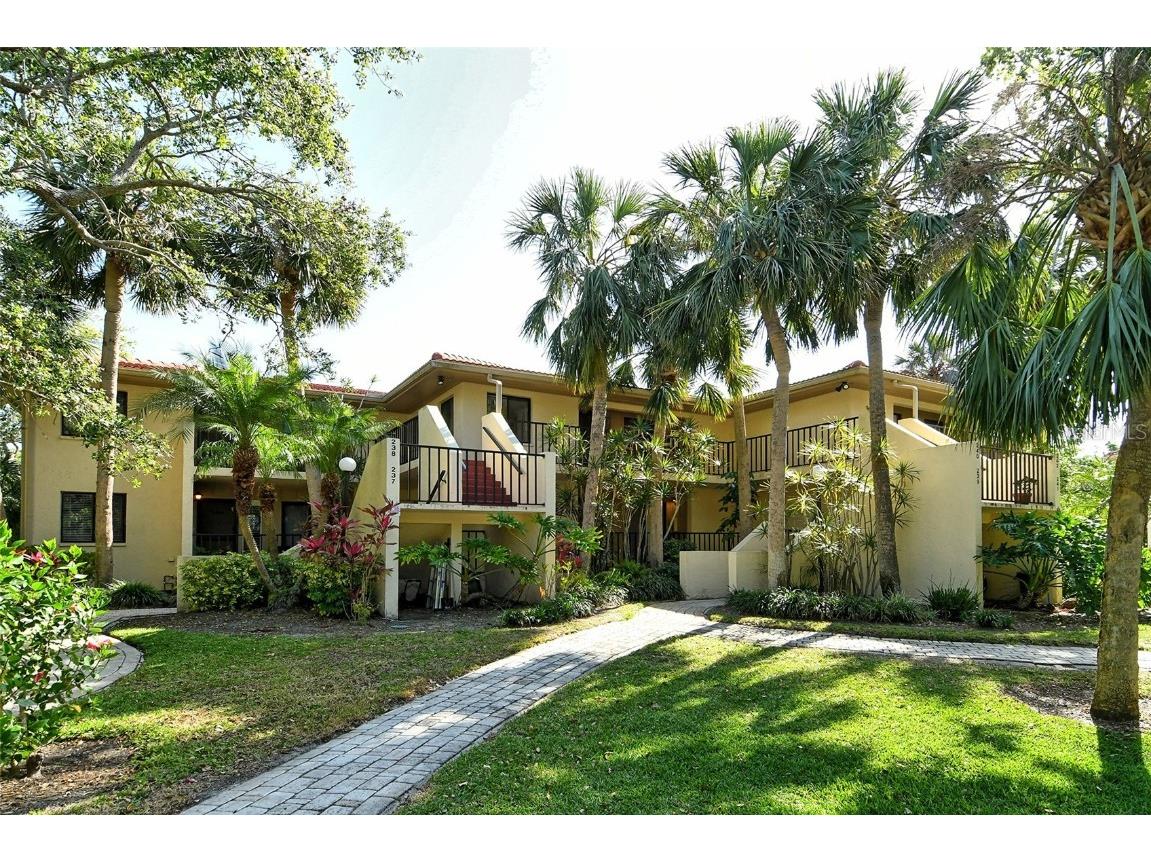6450 Wild Oak Bay Boulevard #240 Bradenton FL 34210 A4644260 image1