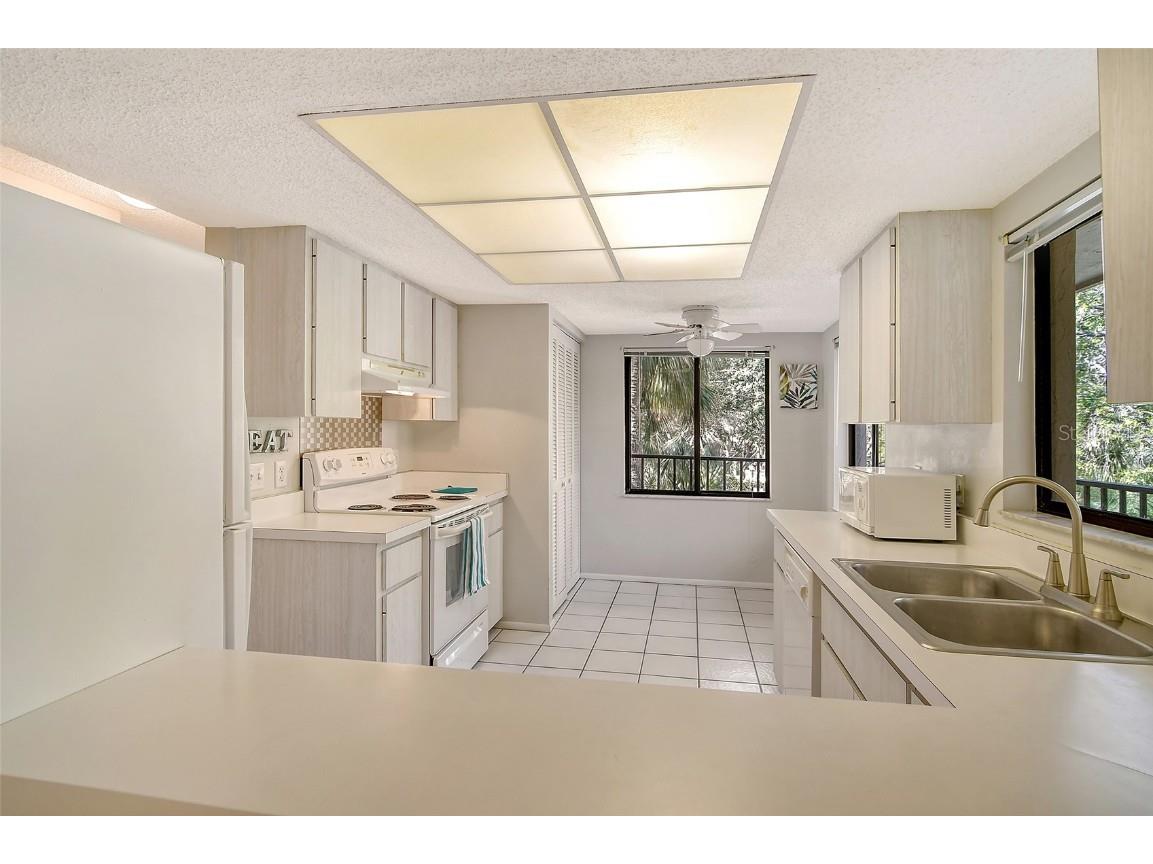 6450 Wild Oak Bay Boulevard #240 Bradenton FL 34210 A4644260 image28