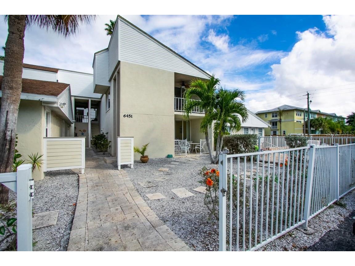 6451 Elmwood Avenue #F Sarasota FL 34231 N6127918 image1