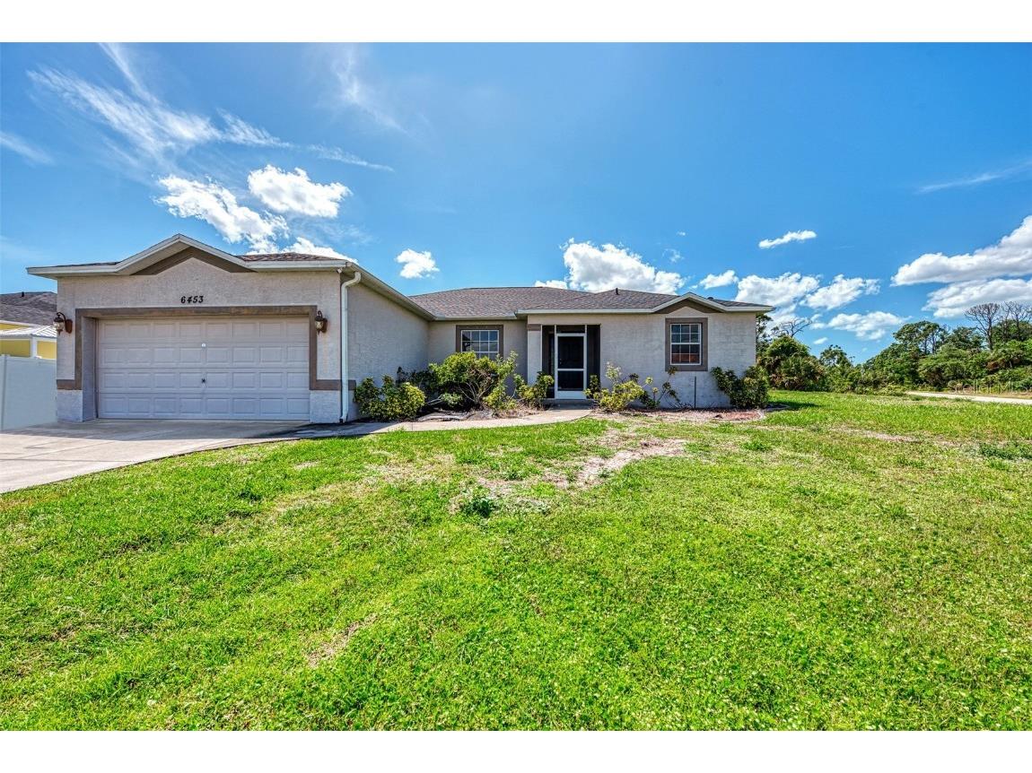 6453 Blueberry Drive Englewood FL 34224 D6135783 image1