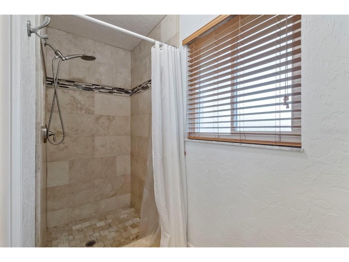 6454 Beechwood Avenue Sarasota FL 34231 A4663295 image22