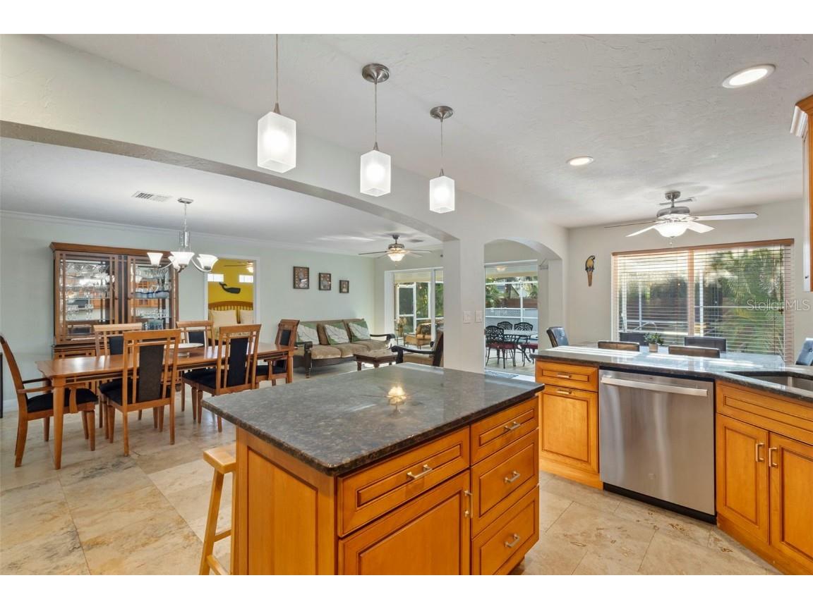 6454 Beechwood Avenue Sarasota FL 34231 A4663295 image42