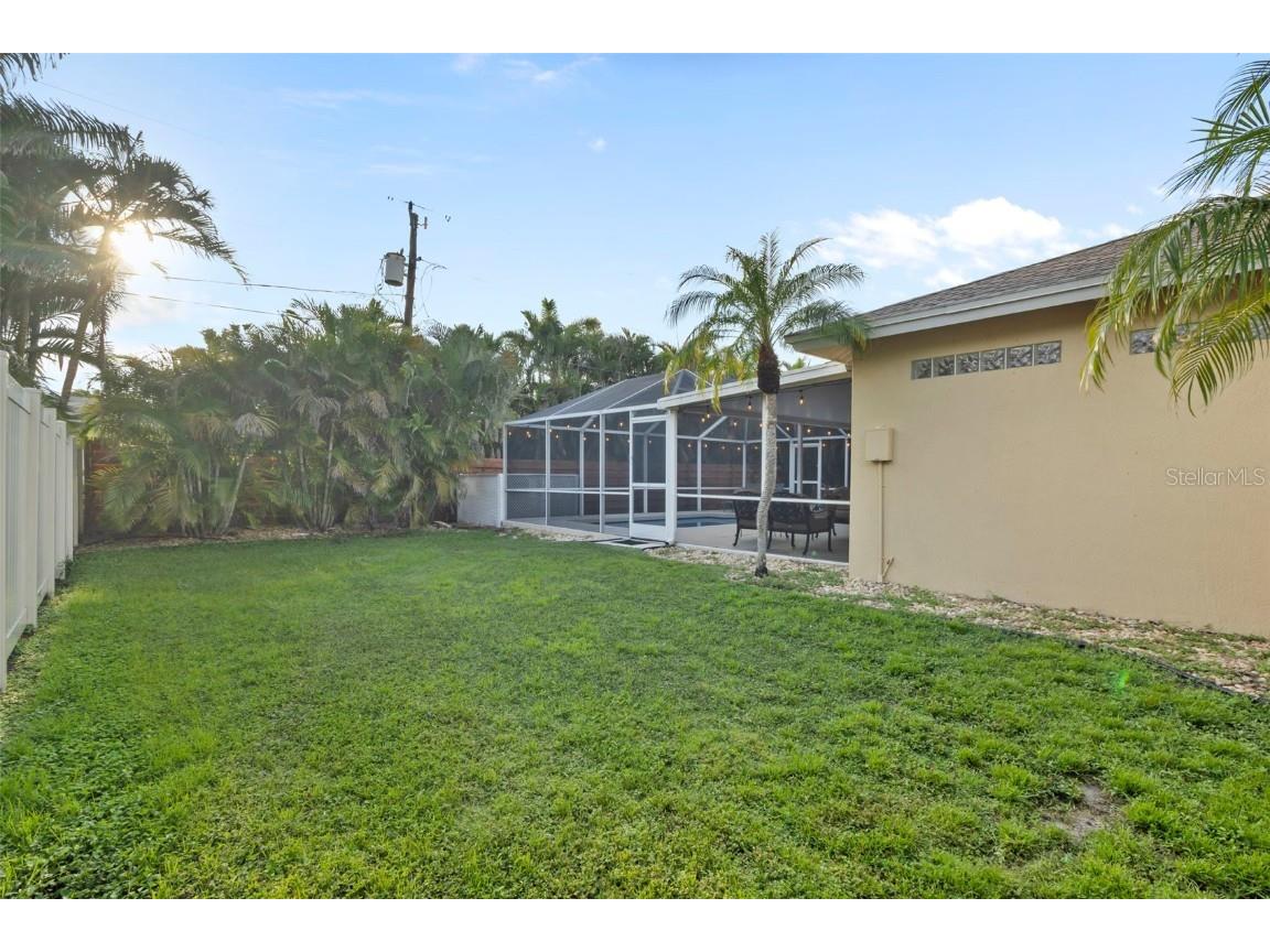 6454 Beechwood Avenue Sarasota FL 34231 A4663295 image58