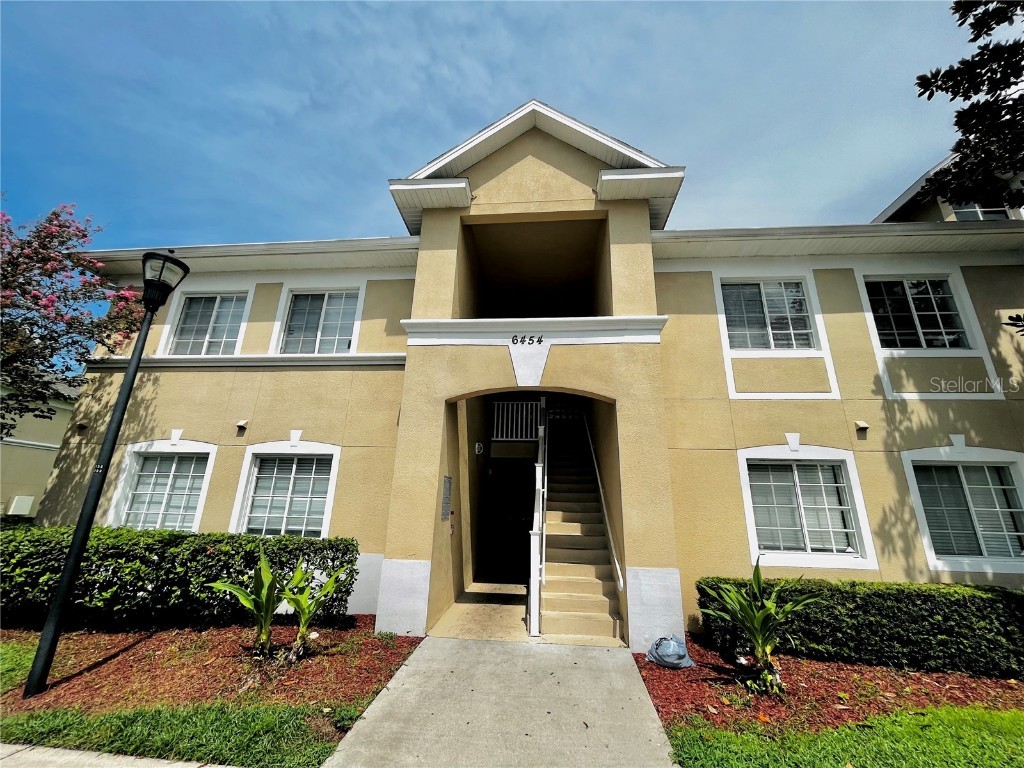 6454 Cypressdale Drive #102 Riverview FL 33578 U8199649 image1