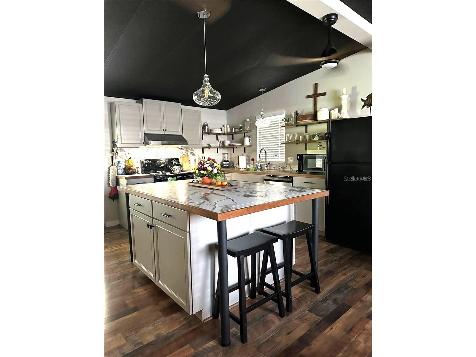 6456 Presidential Circle Zephyrhills FL 33540 TB8494599 image8