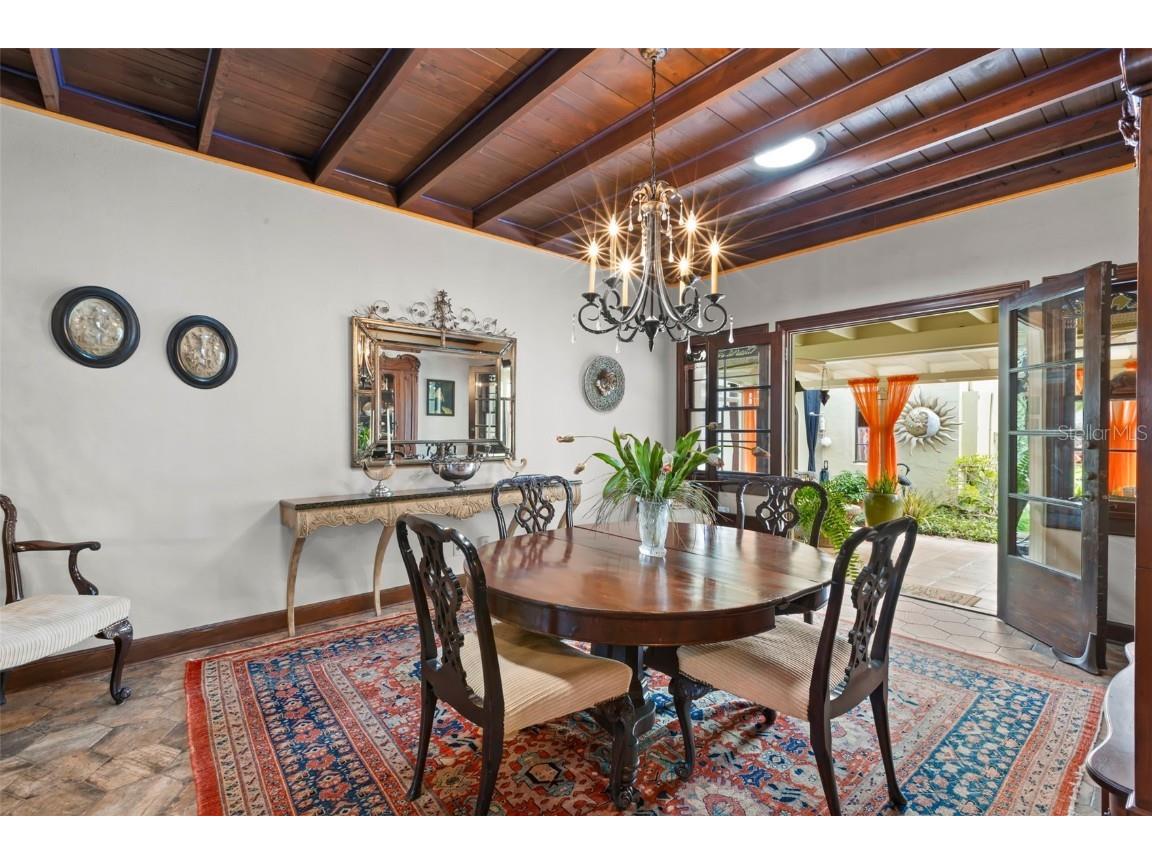 646 16th Avenue NE Saint Petersburg FL 33704 TB8368654 image17