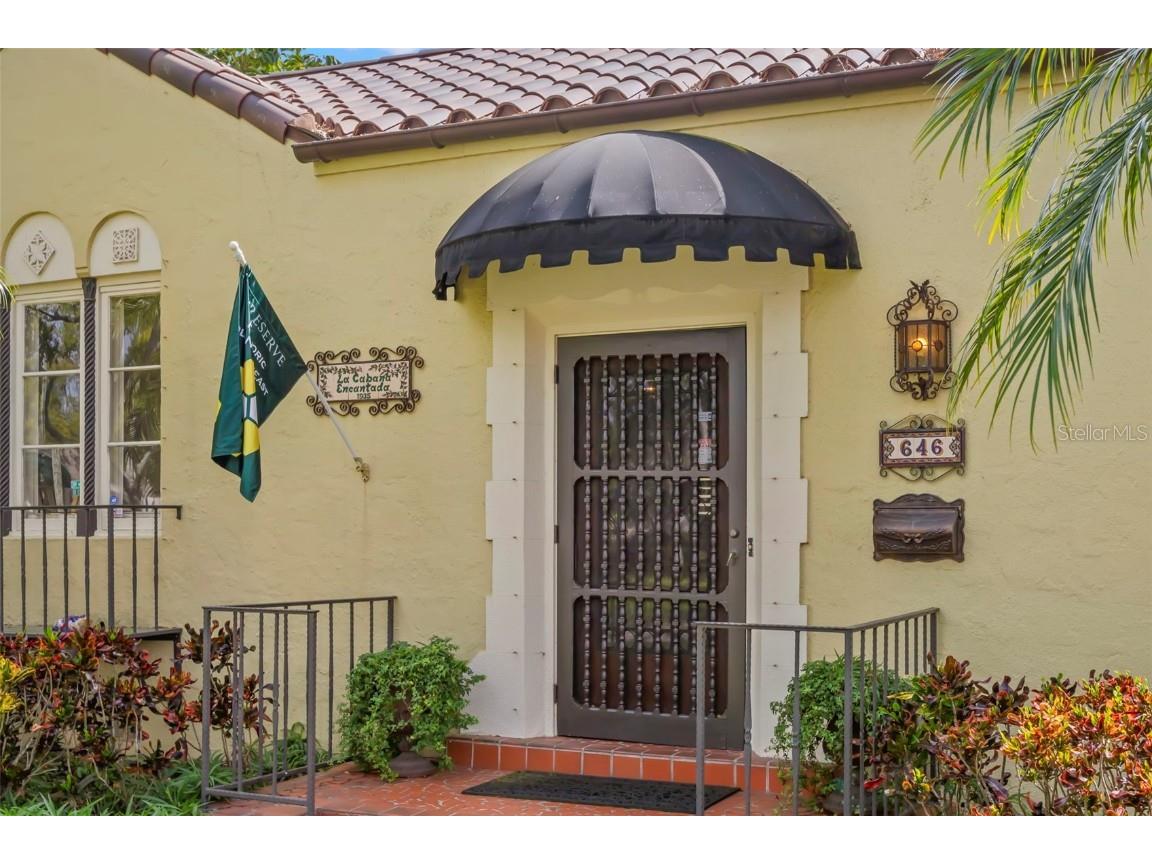 646 16th Avenue NE Saint Petersburg FL 33704 TB8368654 image2