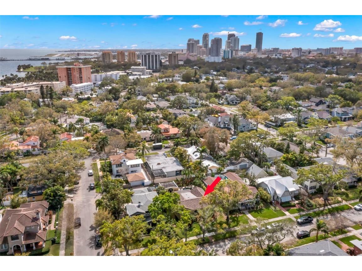 646 16th Avenue NE Saint Petersburg FL 33704 TB8368654 image43