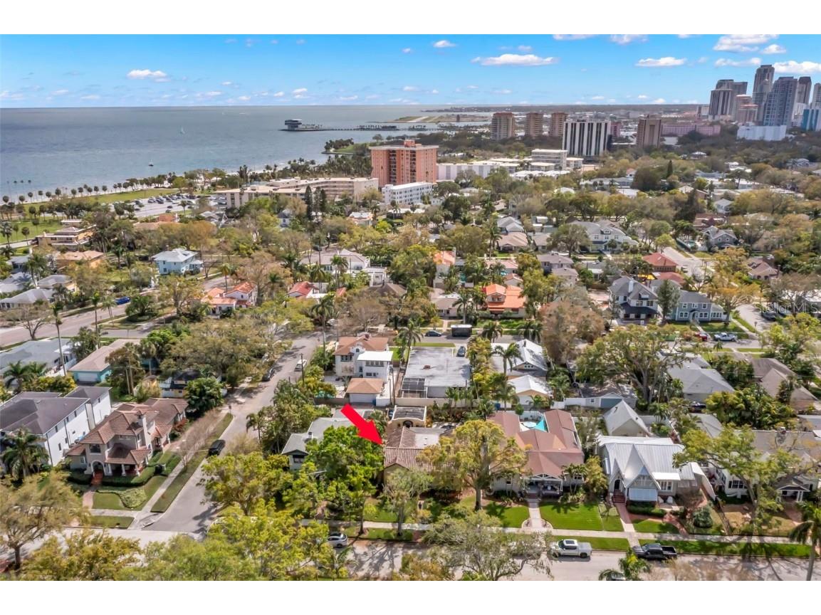 646 16th Avenue NE Saint Petersburg FL 33704 TB8368654 image44