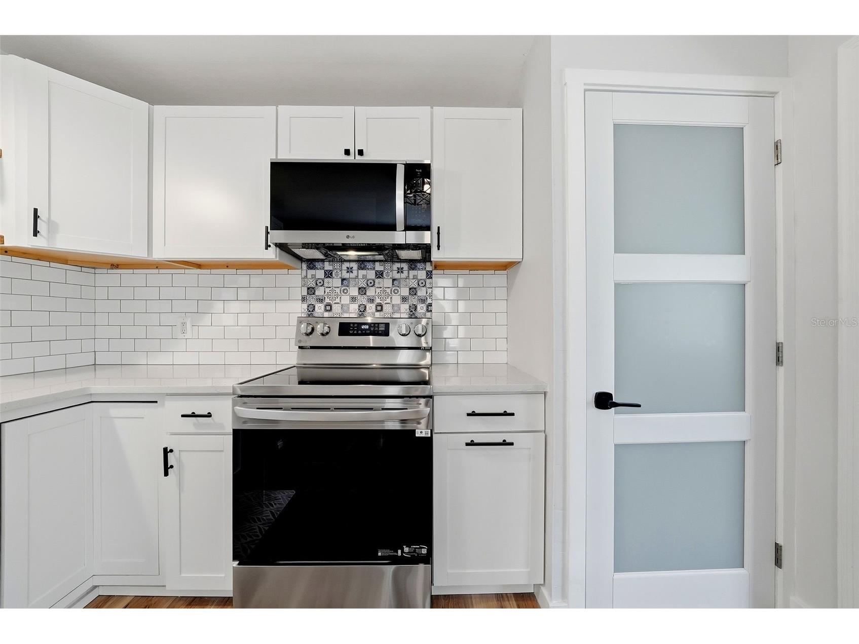 646 38th Avenue N Saint Petersburg FL 33704 TB8518088 image10