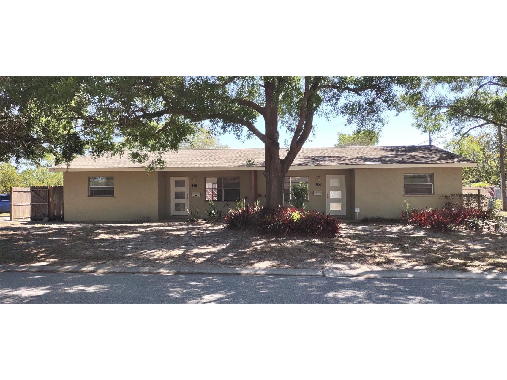 646 77th Avenue N Saint Petersburg FL 33702 A4565928 image1