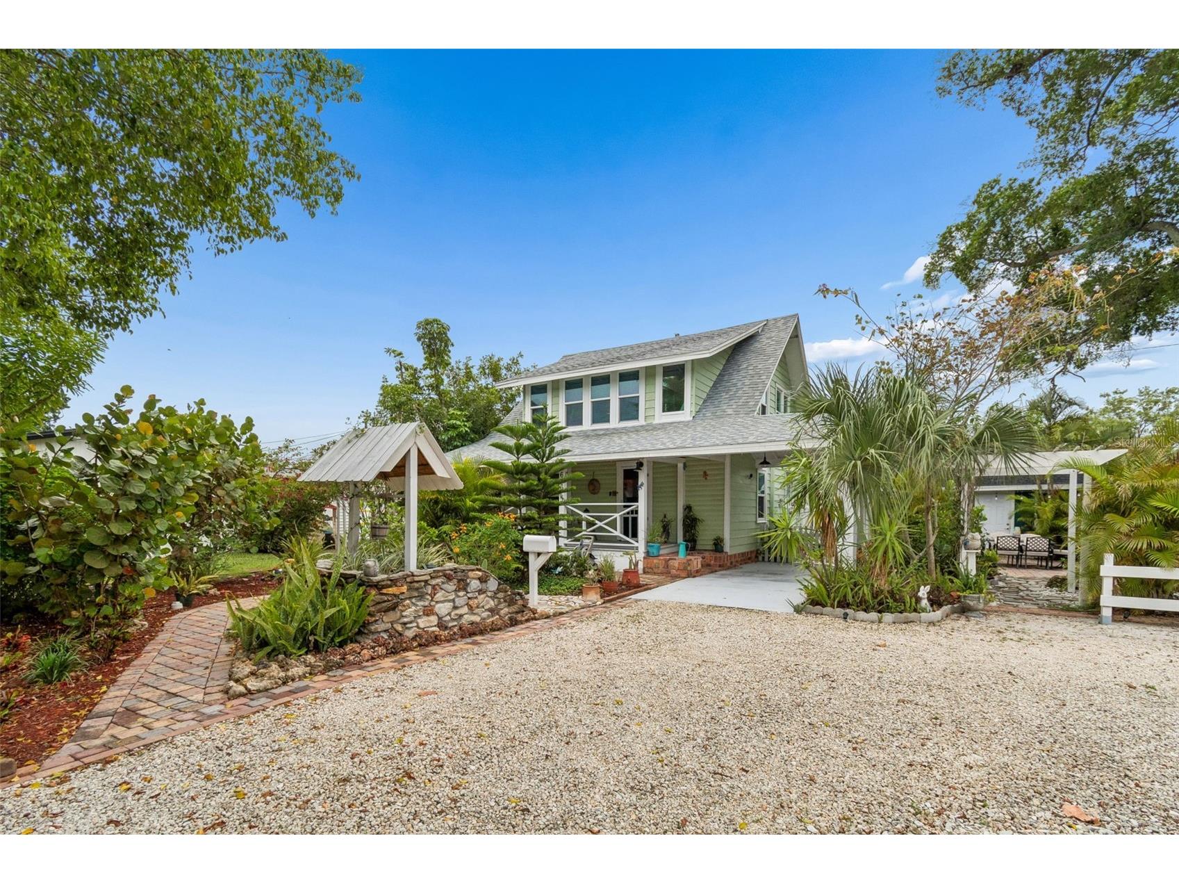 646 80th Avenue N Saint Petersburg FL 33702 TB8495342 image1