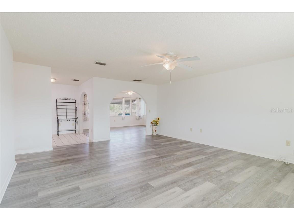 646 Allegheny Drive Sun City Center FL 33573 TB8375917 image5