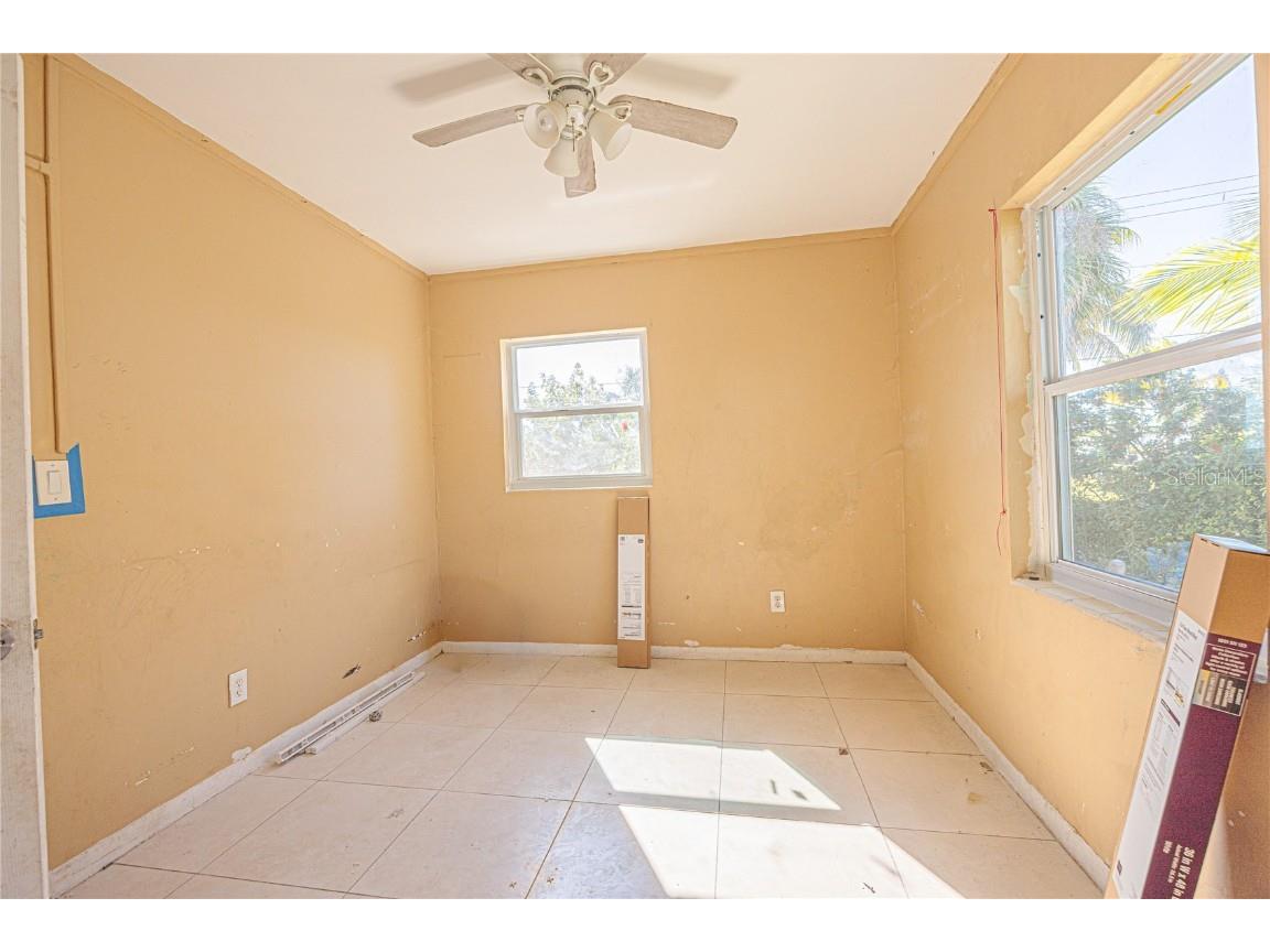 646 Bayberry Drive West Palm Beach FL 33403 TB8449056 image6