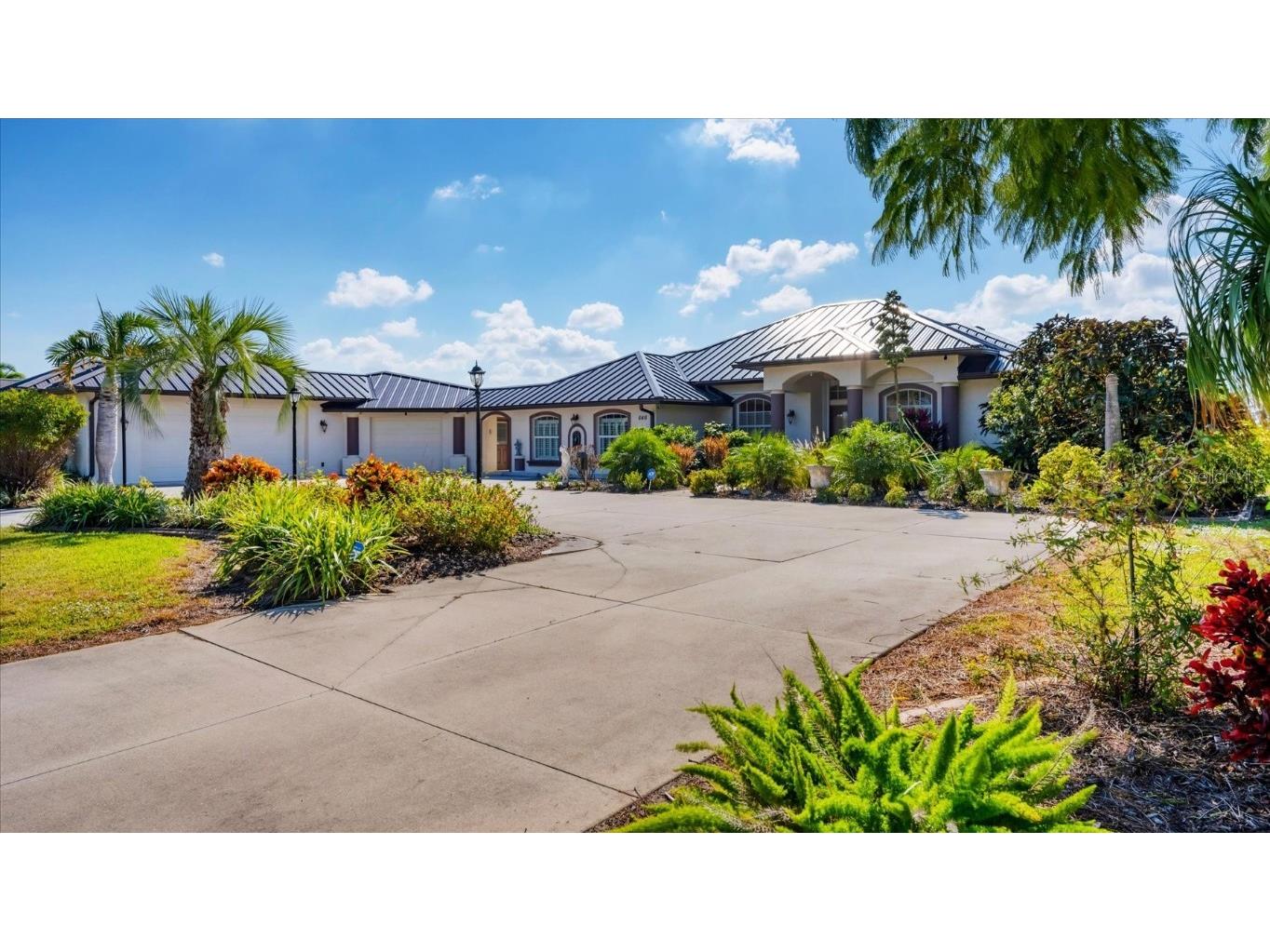 646 Boundary Boulevard Rotonda West FL 33947 D6144742 image1