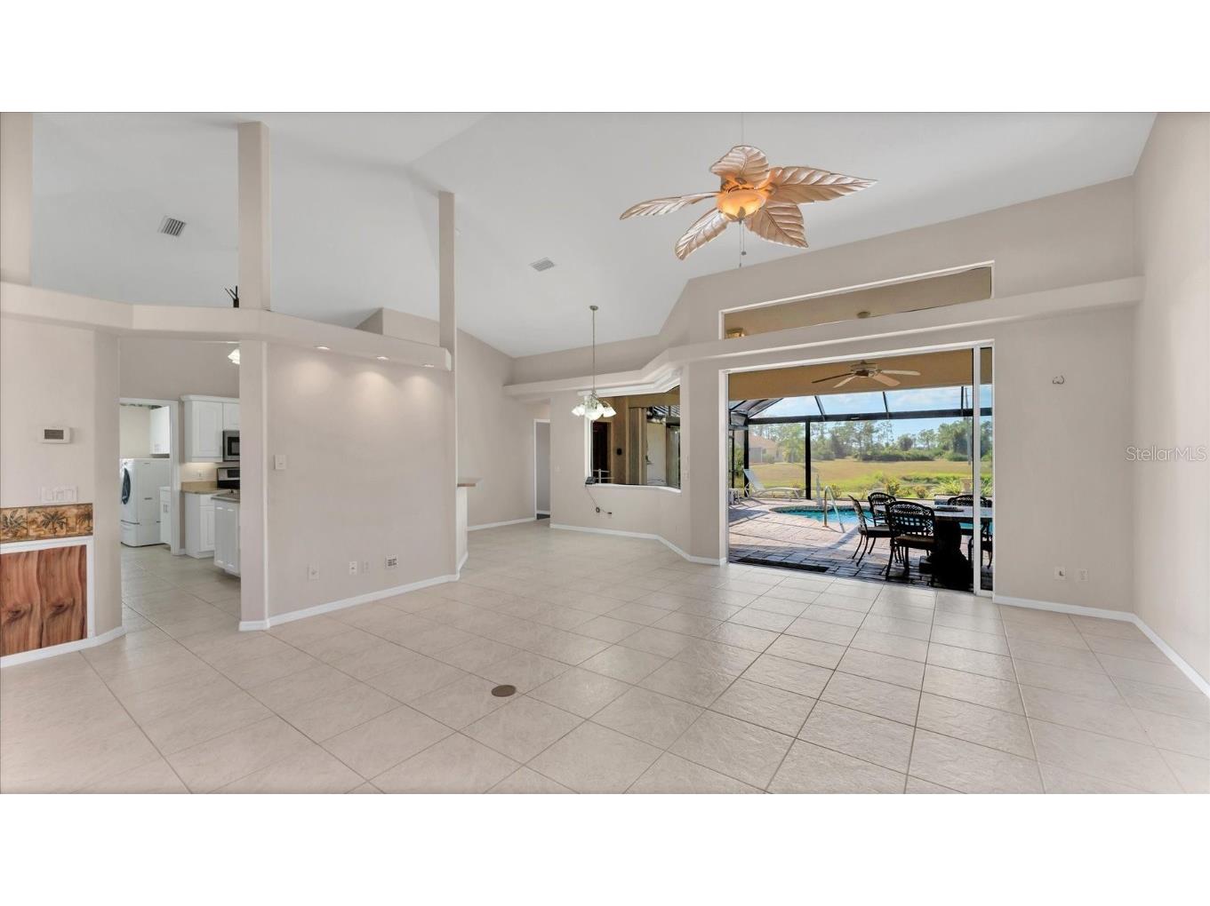 646 Boundary Boulevard Rotonda West FL 33947 D6144742 image10