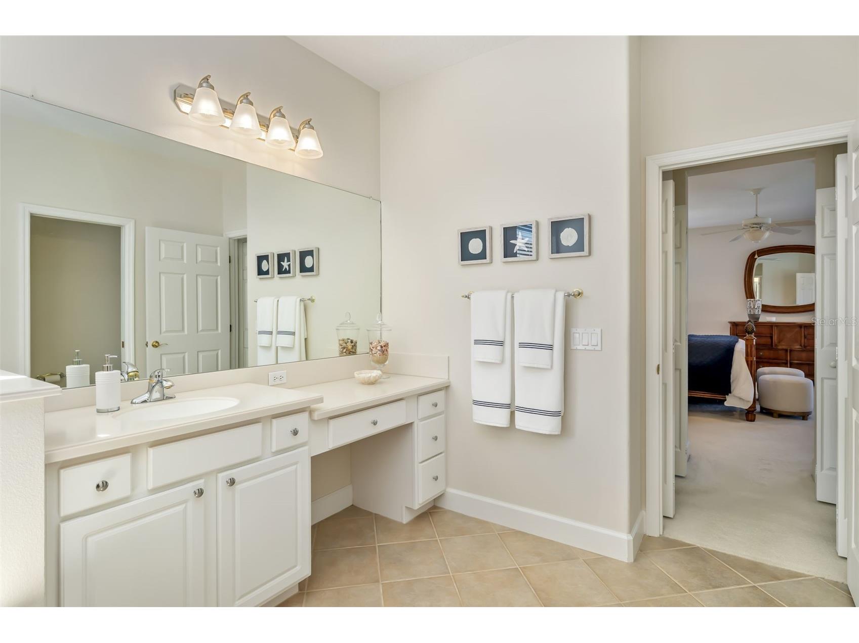 646 Foggy Morn Lane Bradenton FL 34212 - WATERLEFE POND A4682130 image16