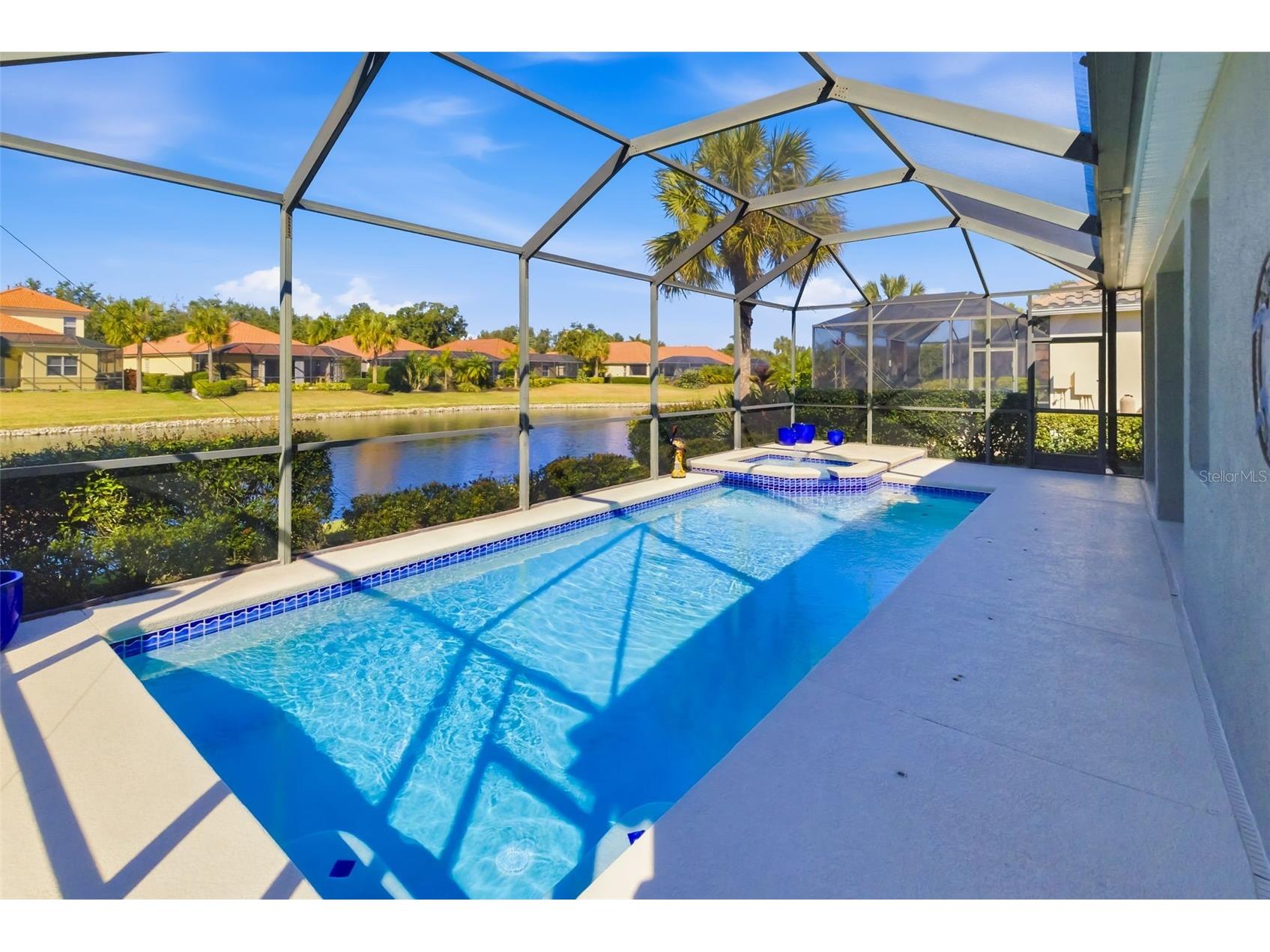 646 Foggy Morn Lane Bradenton FL 34212 - WATERLEFE POND A4682130 image2