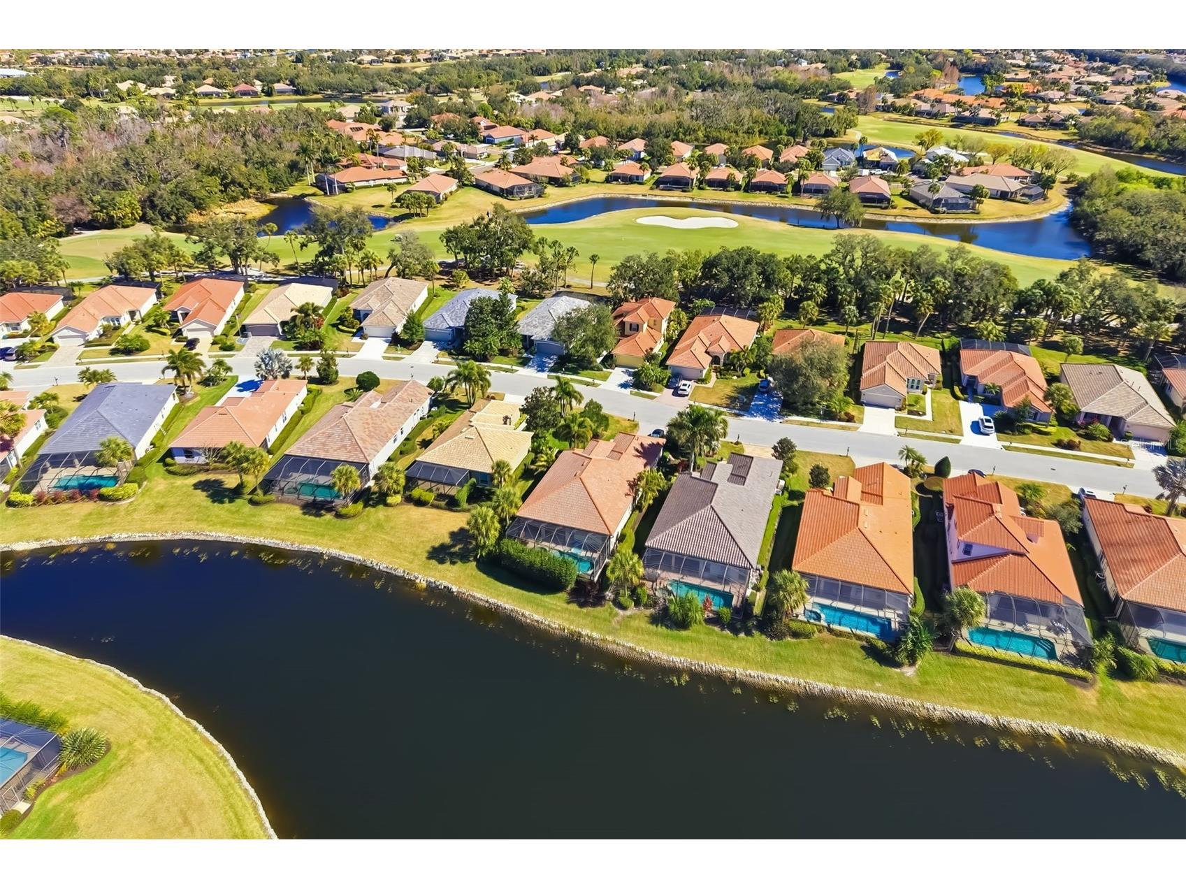 646 Foggy Morn Lane Bradenton FL 34212 - WATERLEFE POND A4682130 image51