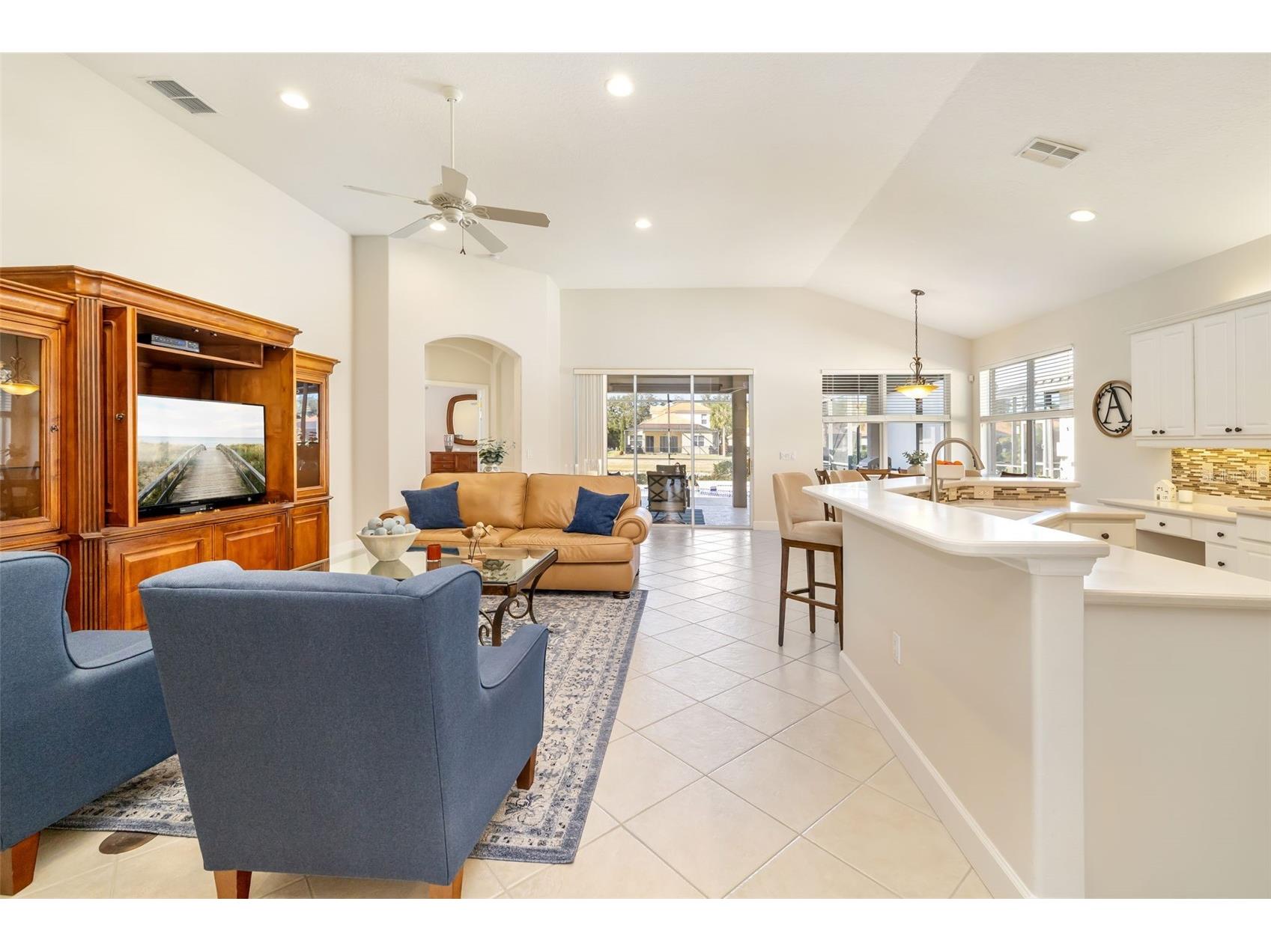 646 Foggy Morn Lane Bradenton FL 34212 - WATERLEFE POND A4682130 image7