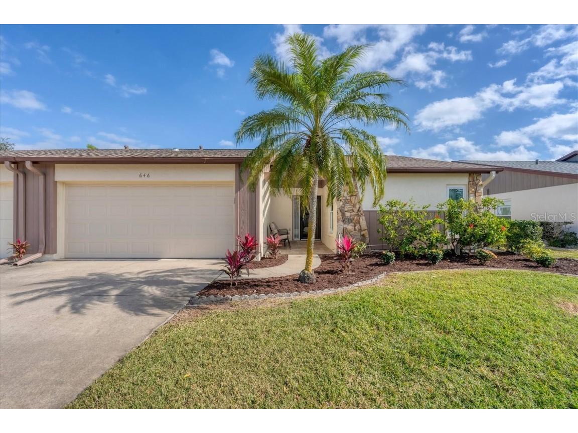 646 Foxwood Boulevard #82 Englewood FL 34223 D6134082 image1