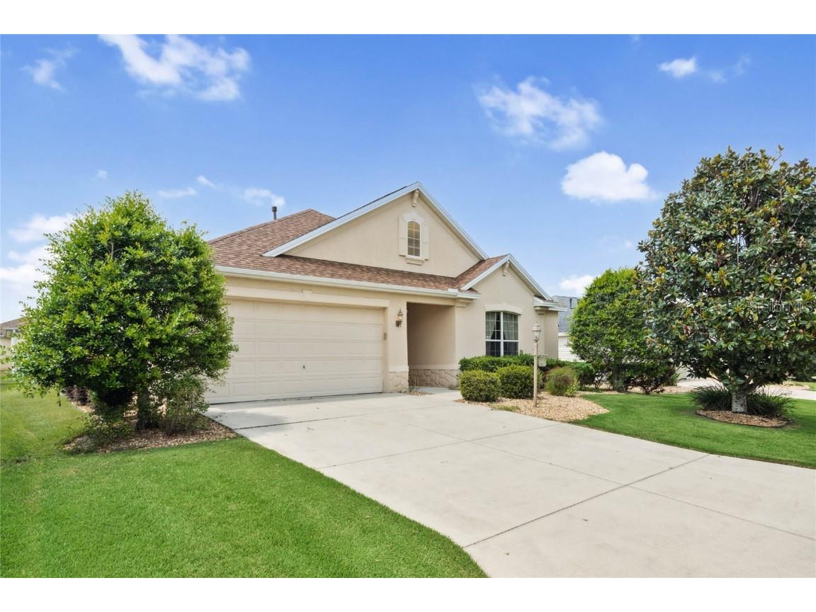 646 Murphys Estate Drive The Villages FL 32162 O6236917 image1