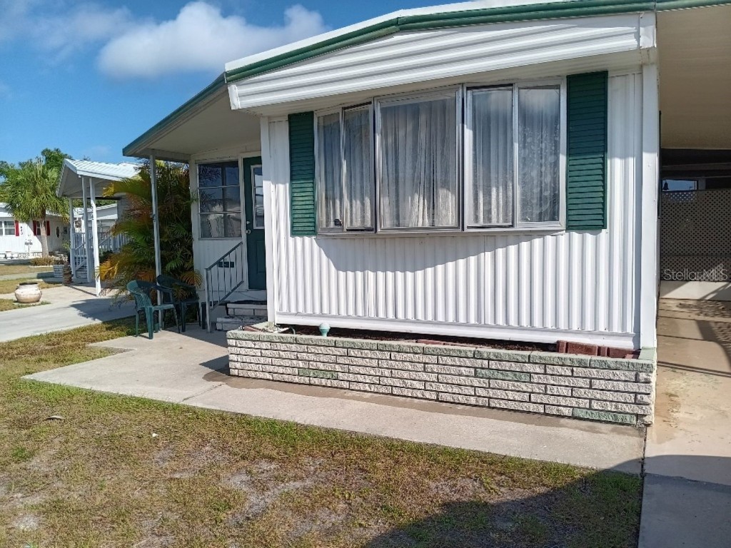 646 N Green Circle #97 Venice FL 34285 N6132087 image1