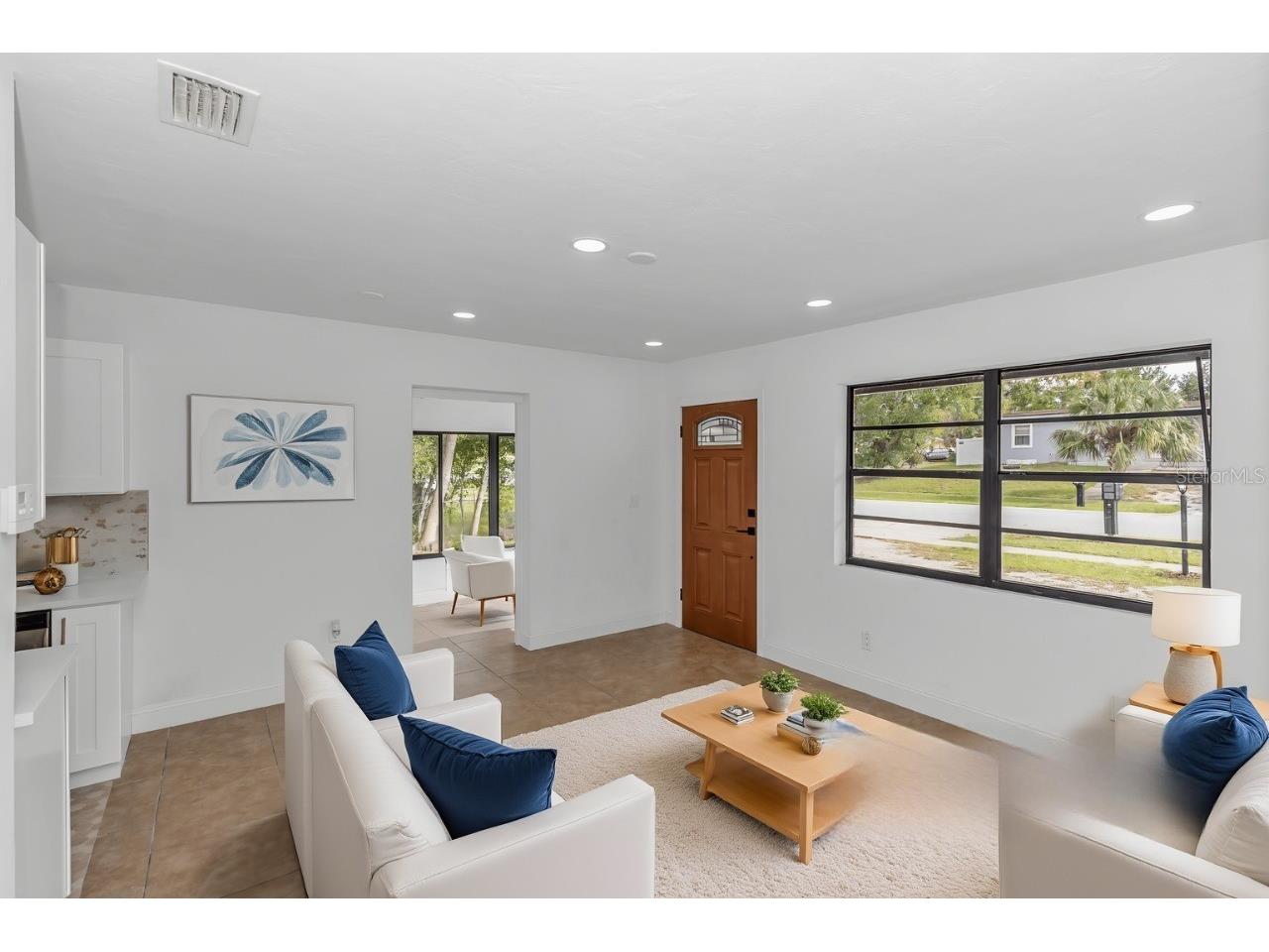 646 N Wellington Drive Deltona FL 32725 TB8481844 image2