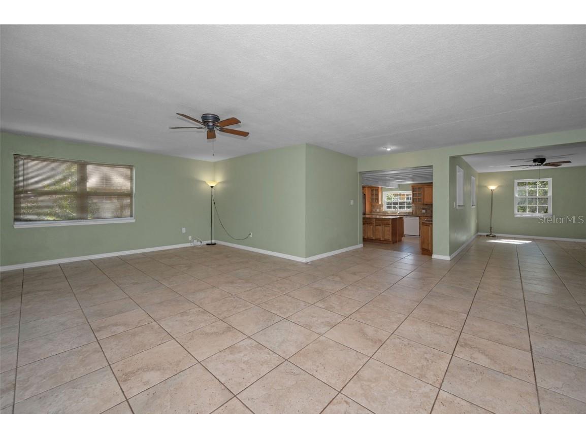 646 Riverside Drive Tarpon Springs FL 34689 W7872675 image16