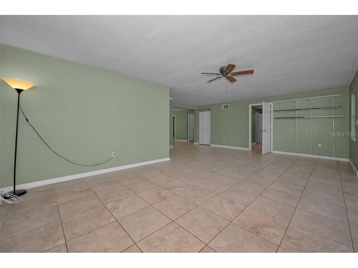 646 Riverside Drive Tarpon Springs FL 34689 W7872675 image17