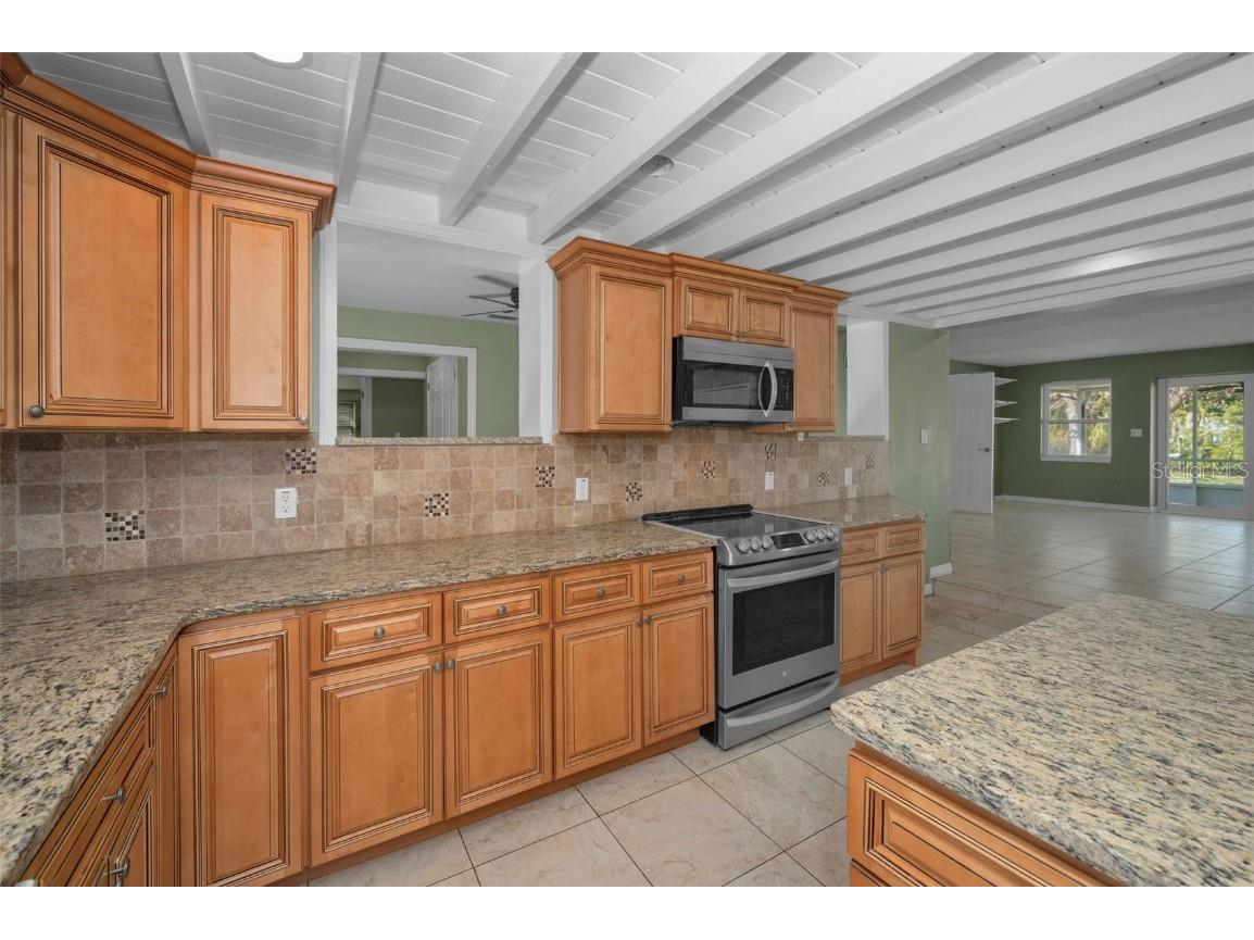 646 Riverside Drive Tarpon Springs FL 34689 W7872675 image24