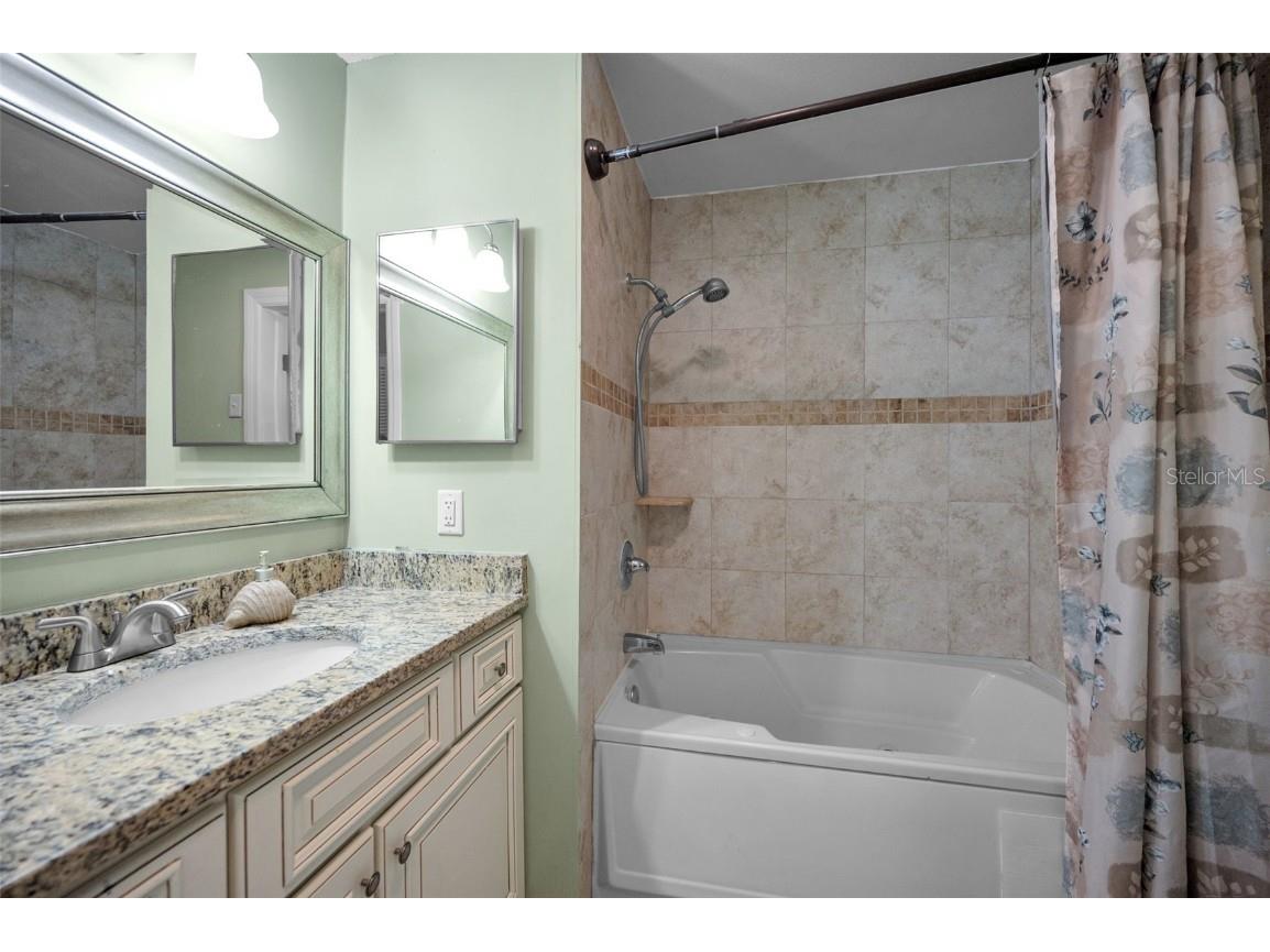 646 Riverside Drive Tarpon Springs FL 34689 W7872675 image38