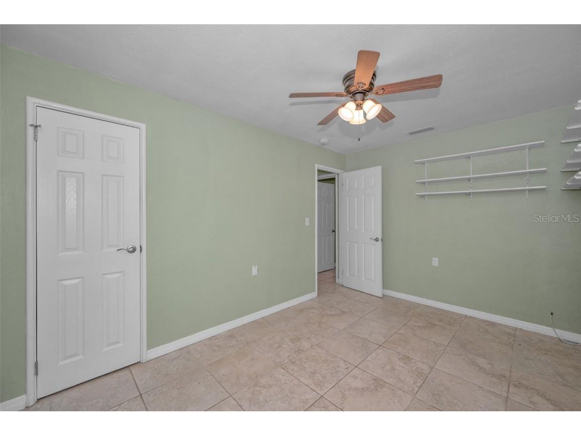 646 Riverside Drive Tarpon Springs FL 34689 W7872675 image40