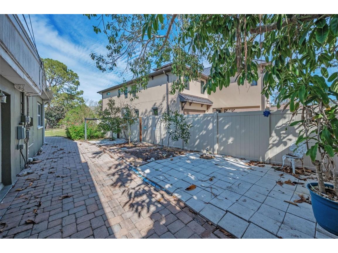 646 Riverside Drive Tarpon Springs FL 34689 W7872675 image42