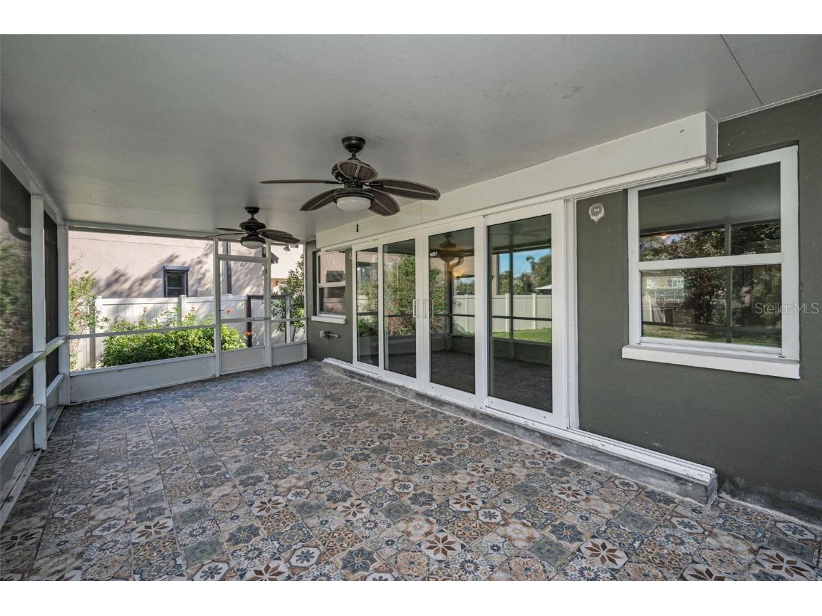 646 Riverside Drive Tarpon Springs FL 34689 W7872675 image45