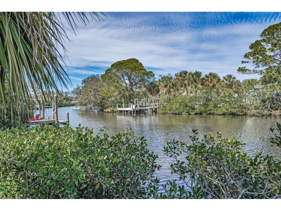 646 Riverside Drive Tarpon Springs FL 34689 W7872675 image68