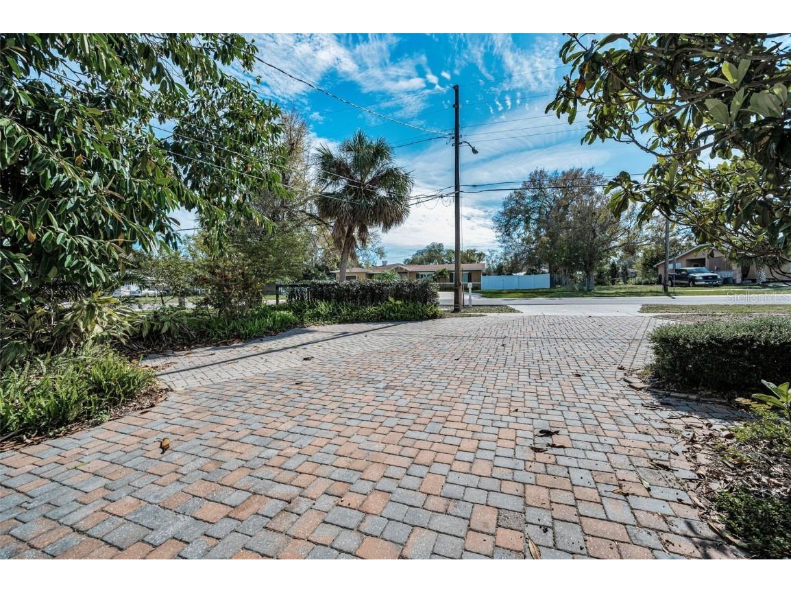 646 Riverside Drive Tarpon Springs FL 34689 W7872675 image79