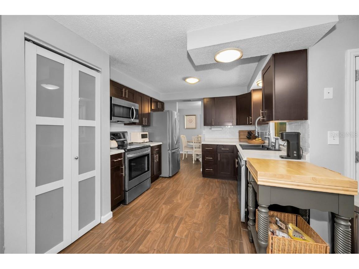 646 Timber Bay Circle W Oldsmar FL 34677 W7879421 image11