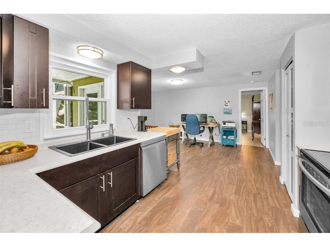 646 Timber Bay Circle W Oldsmar FL 34677 W7879421 image13