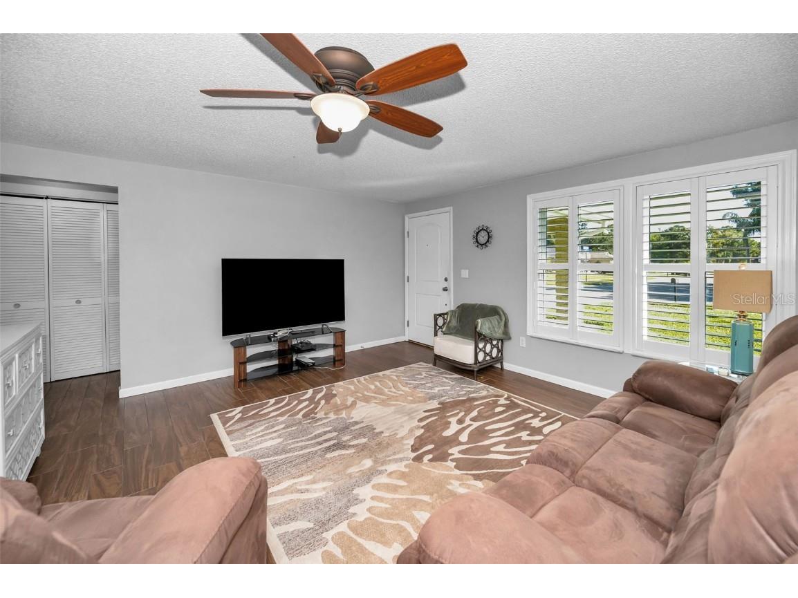 646 Timber Bay Circle W Oldsmar FL 34677 W7879421 image5