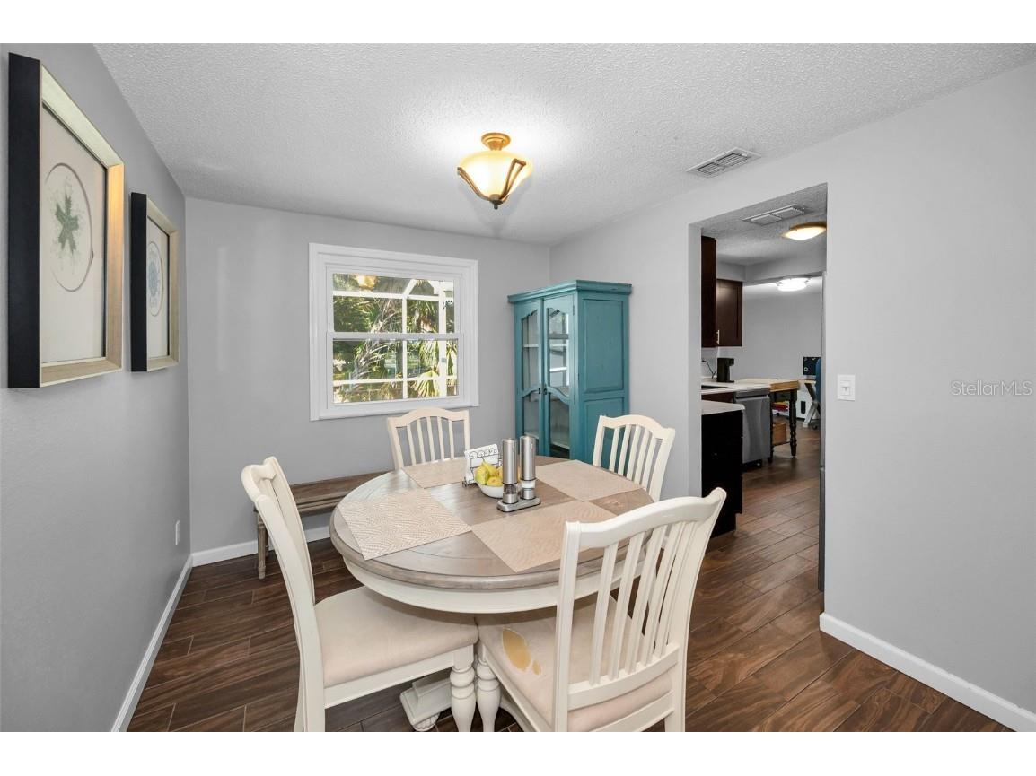 646 Timber Bay Circle W Oldsmar FL 34677 W7879421 image8