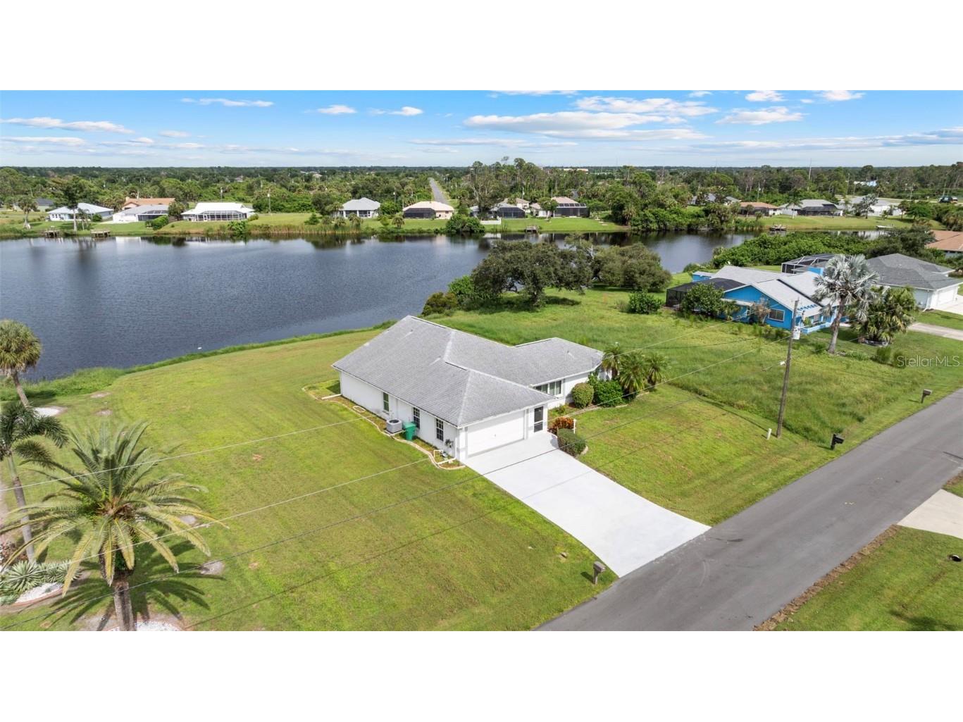 6460 Blueberry Drive Englewood FL 34224 D6113967 image5