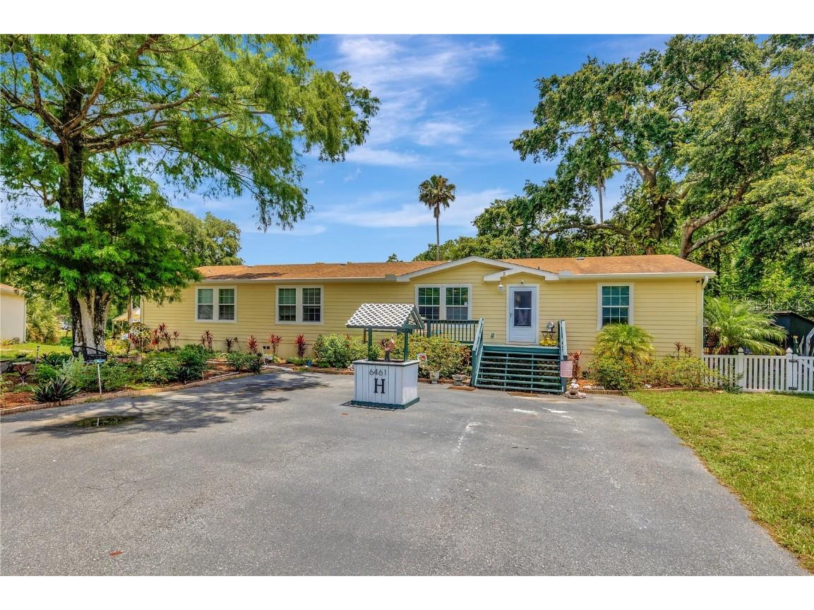 6461 Bass Road Weeki Wachee FL 34607 U8247710 image1