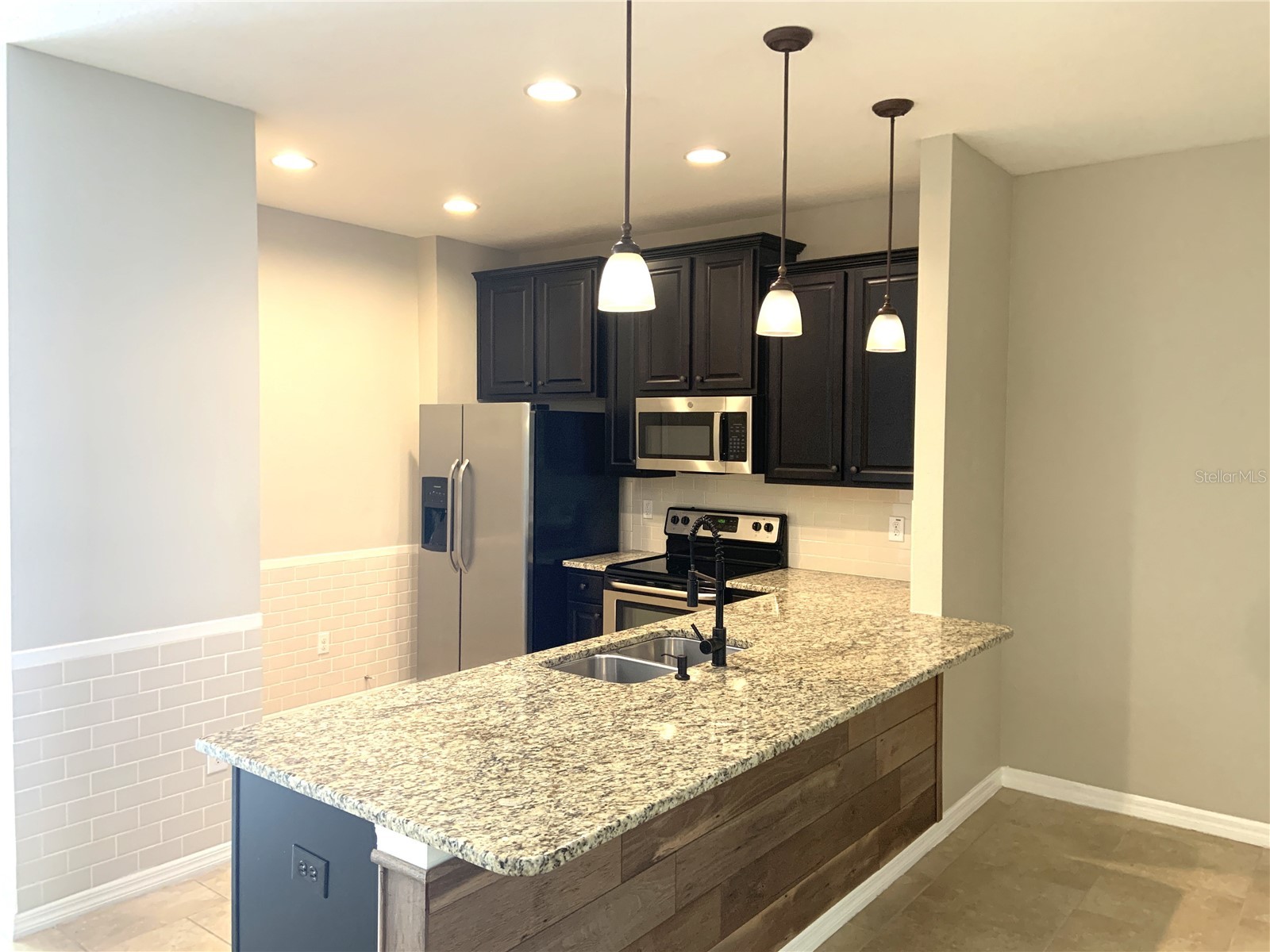 6461 Baytown Drive Sarasota FL 34240 A4700370 image8