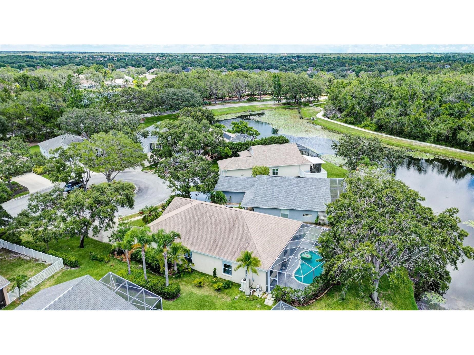 6462 Golden Leaf Court Lakewood Ranch FL 34202 A4698944 image30